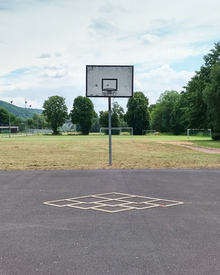 Landing 2022 | basketball court, Gemünden am Main (BY)